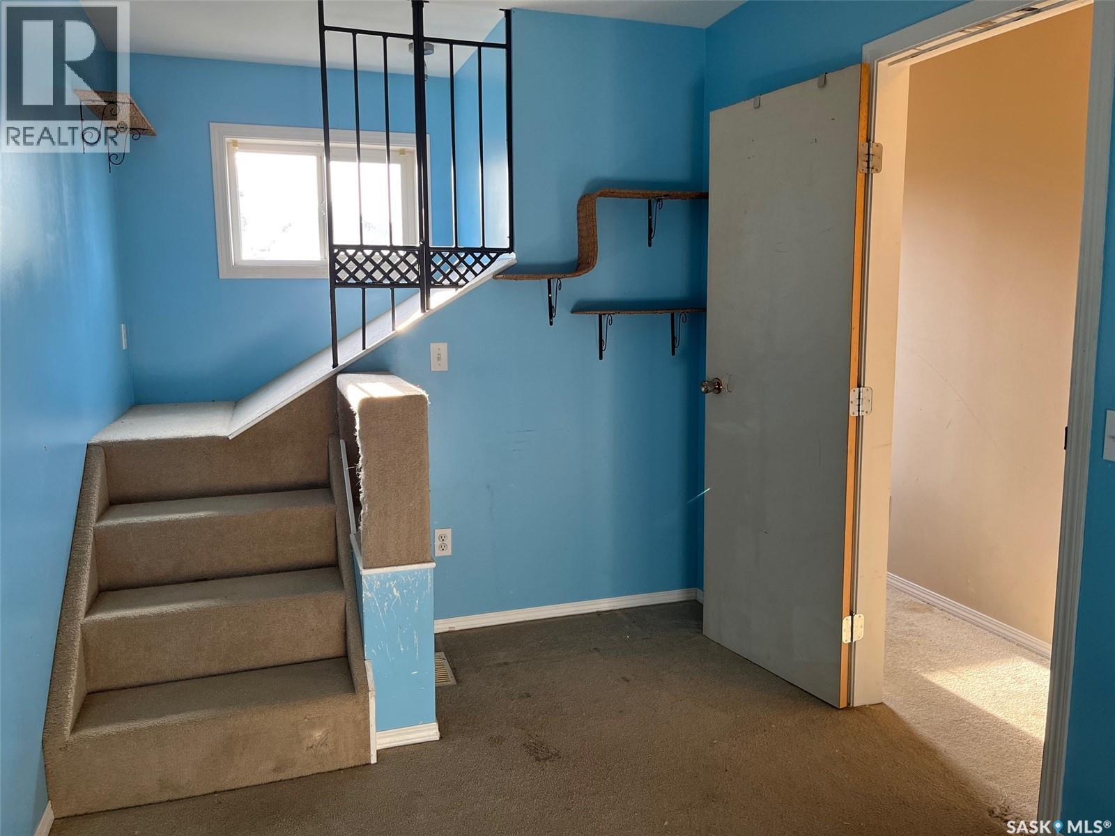 Photo 17 of 2150 Elliott Street, Regina SK