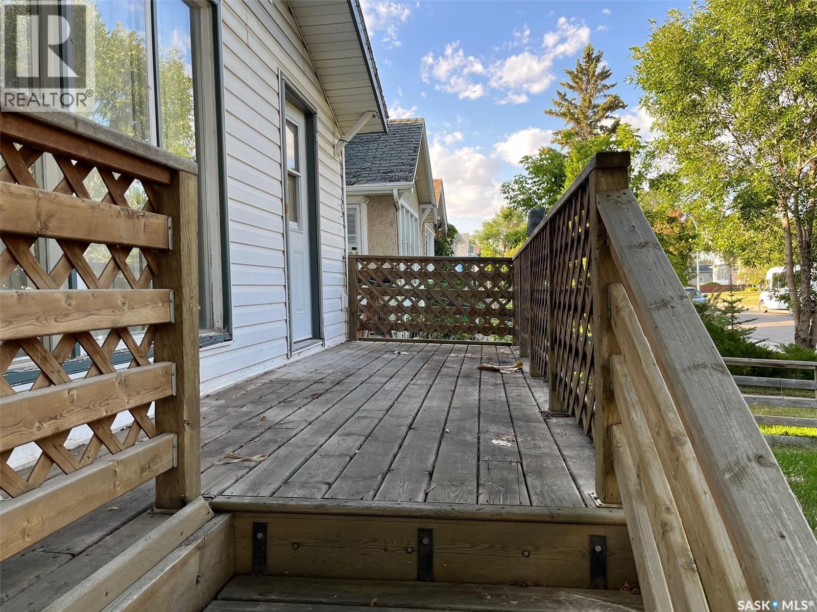 Photo 31 of 2150 Elliott Street, Regina SK