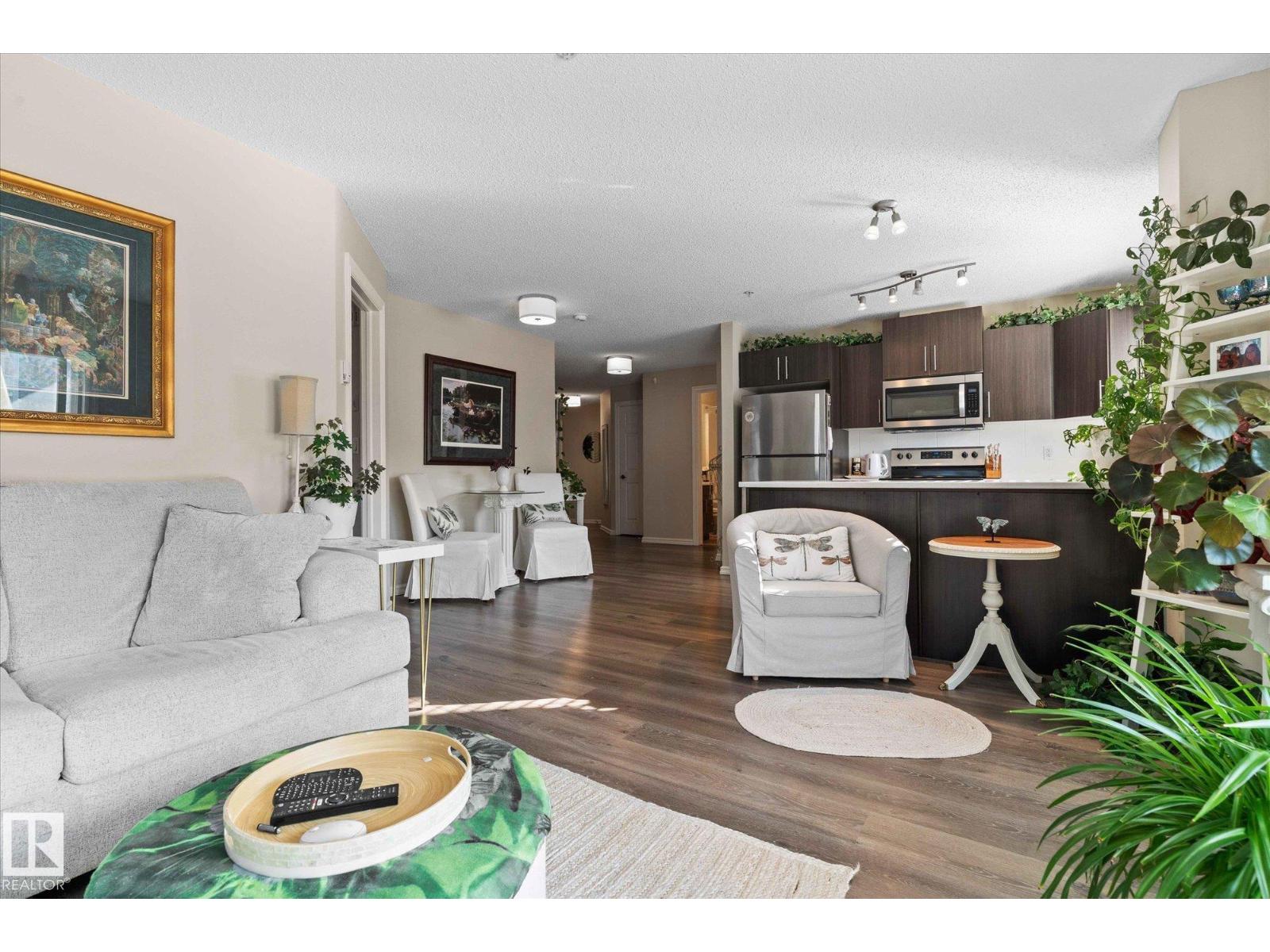 Photo 16 of 112 2208 44 Av Nw, Edmonton AB