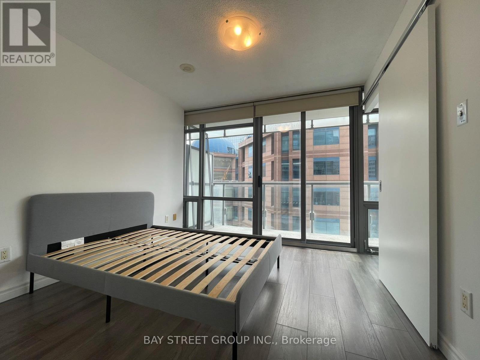 Photo 12 of 1203 38 Grenville Street, Toronto ON