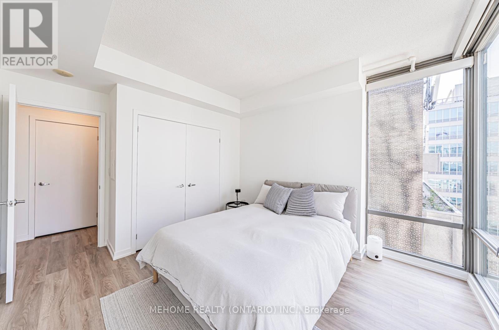 Photo 21 of 1704 33 Lombard Street, Toronto ON