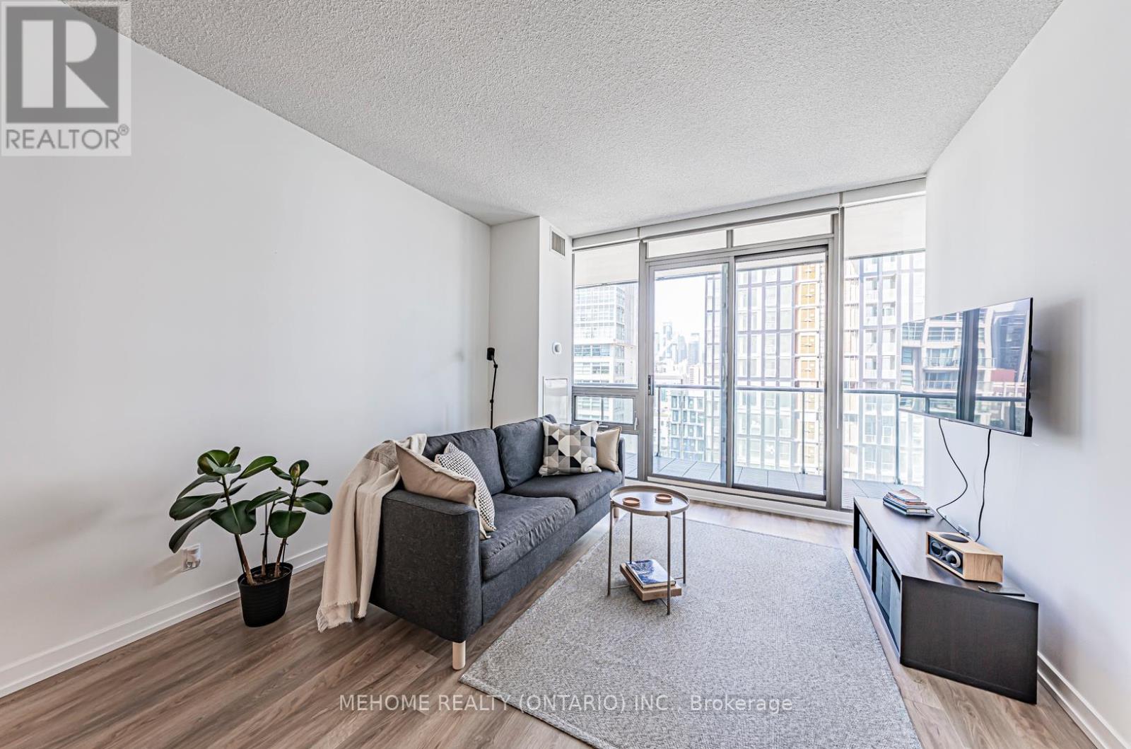 Photo 4 of 1704 33 Lombard Street, Toronto ON