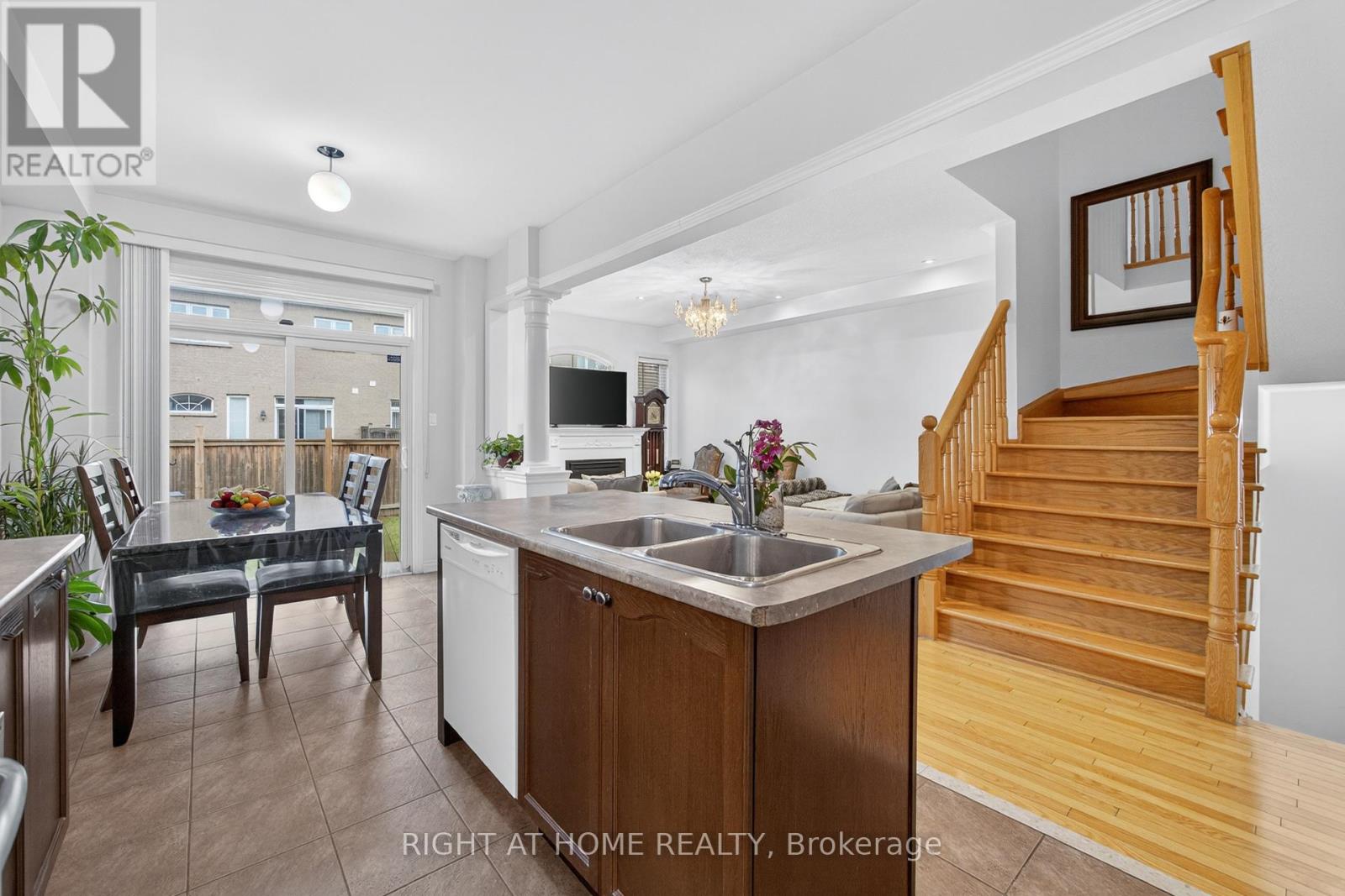 147 BETONY DRIVE - 11