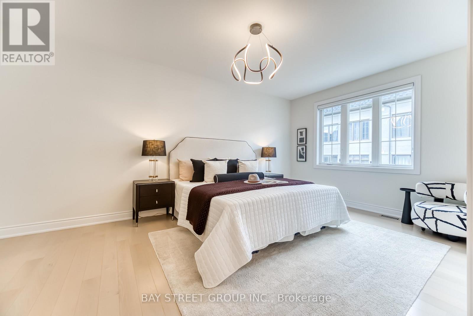 Photo 22 of 7 Kohn Lane, Markham ON