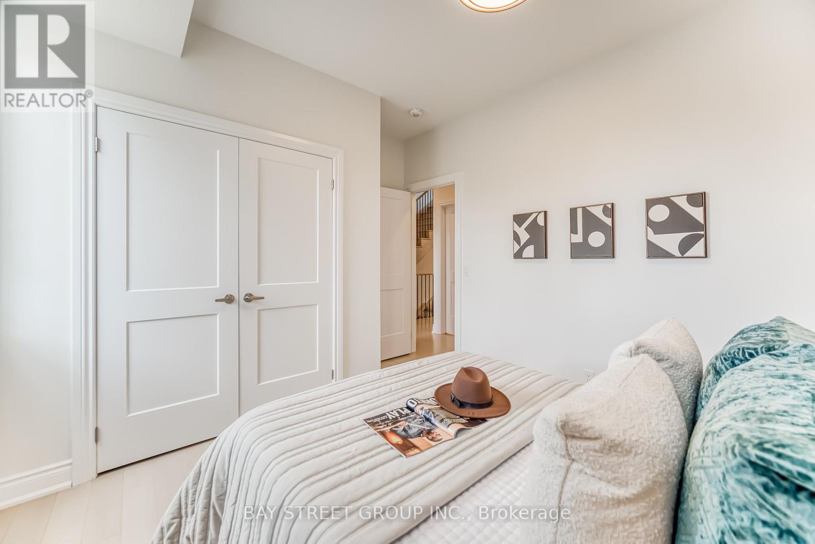 Photo 35 of 7 Kohn Lane, Markham ON