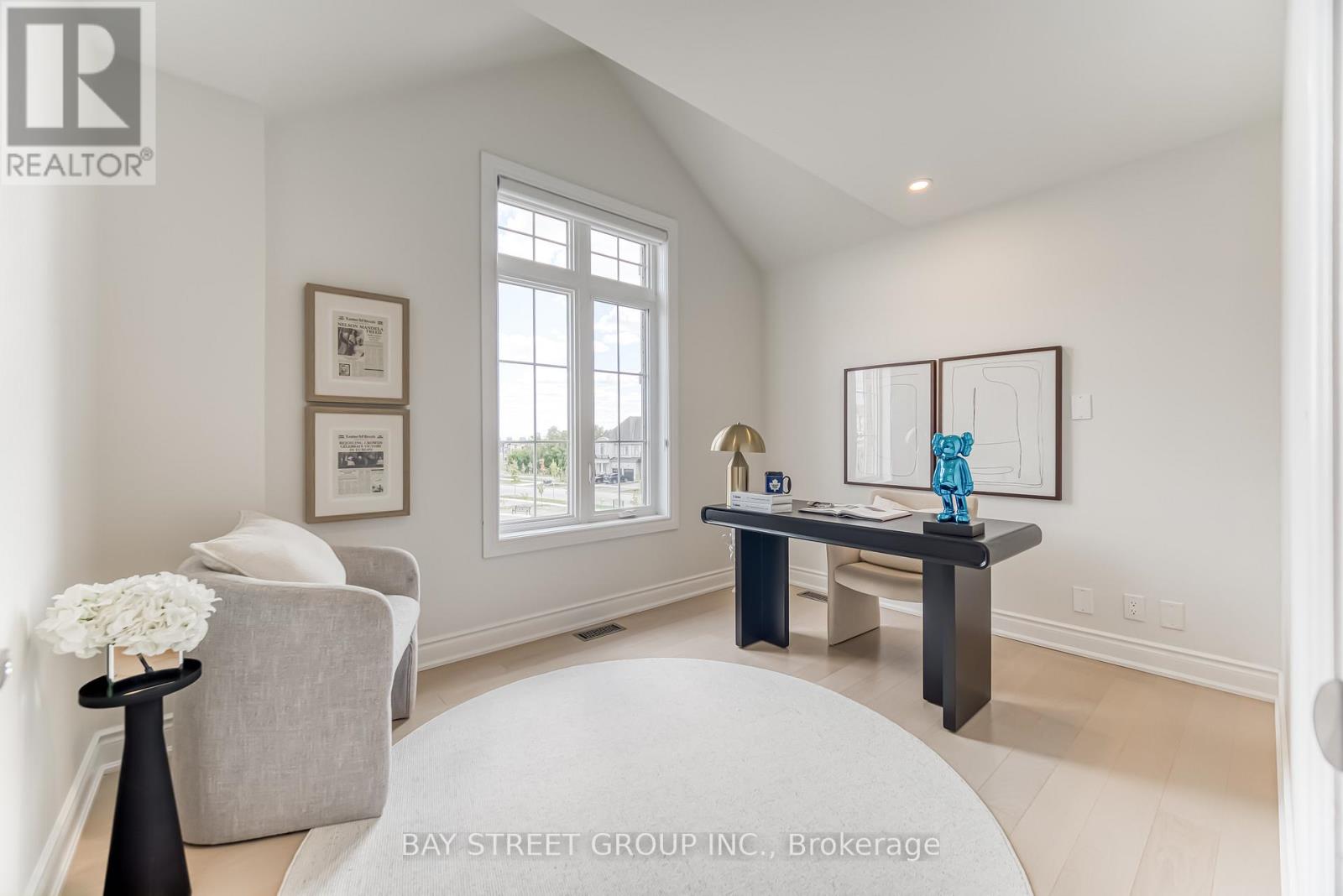 Photo 39 of 7 Kohn Lane, Markham ON