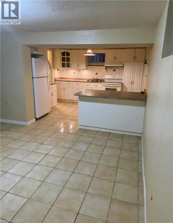 Photo 8 of 89 Elgin Street N Unit B, Cambridge ON