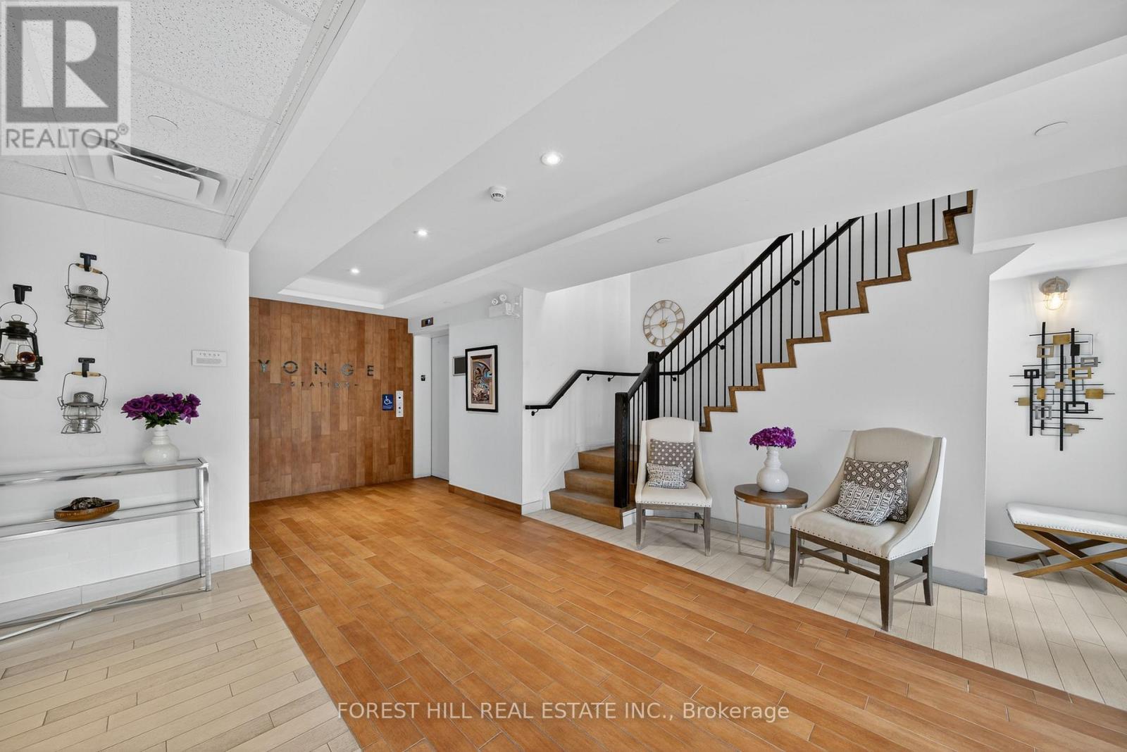 Photo 3 of 106 100 Dean Avenue, Barrie ON