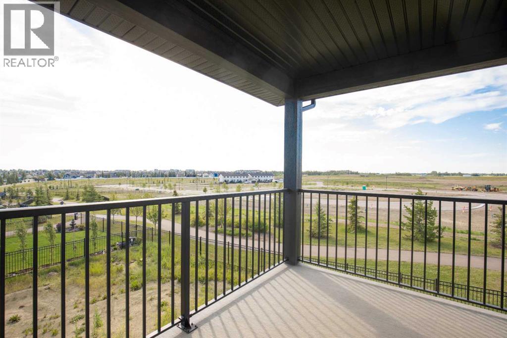 Photo 25 of 38 Springfield Boulevard, Sylvan Lake AB