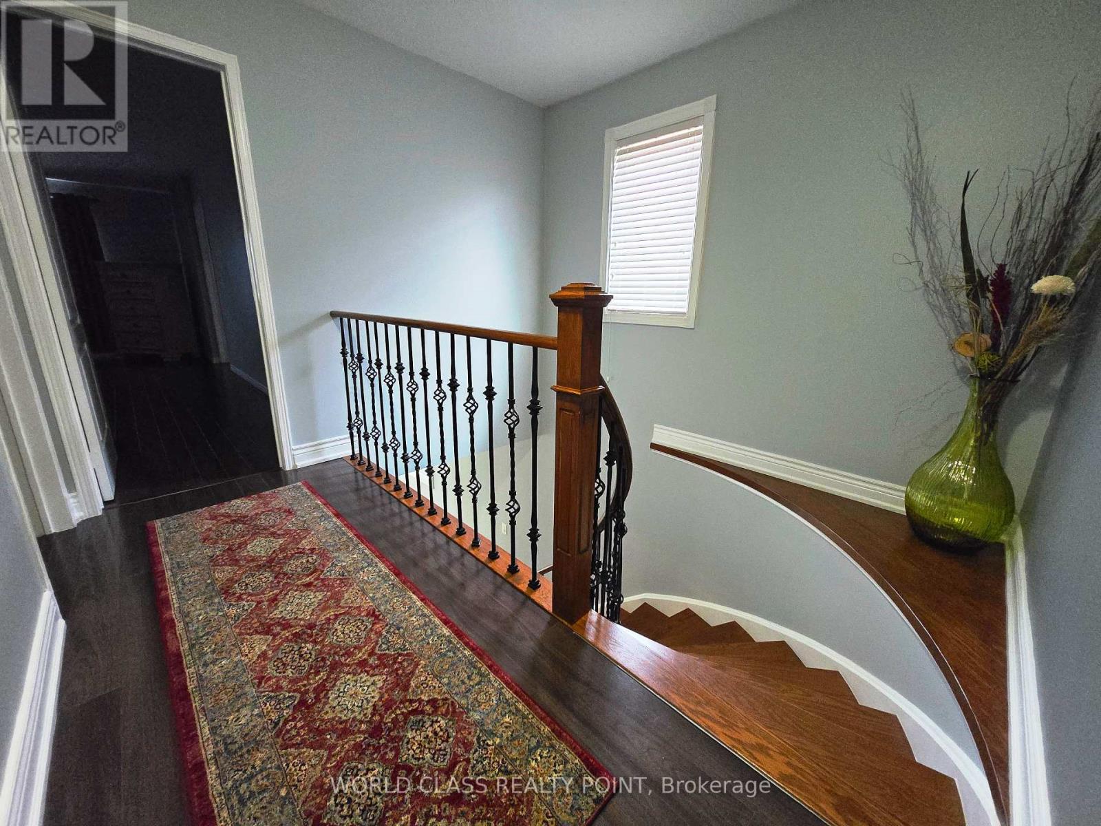 Photo 22 of 6136 Ford Road, Mississauga ON