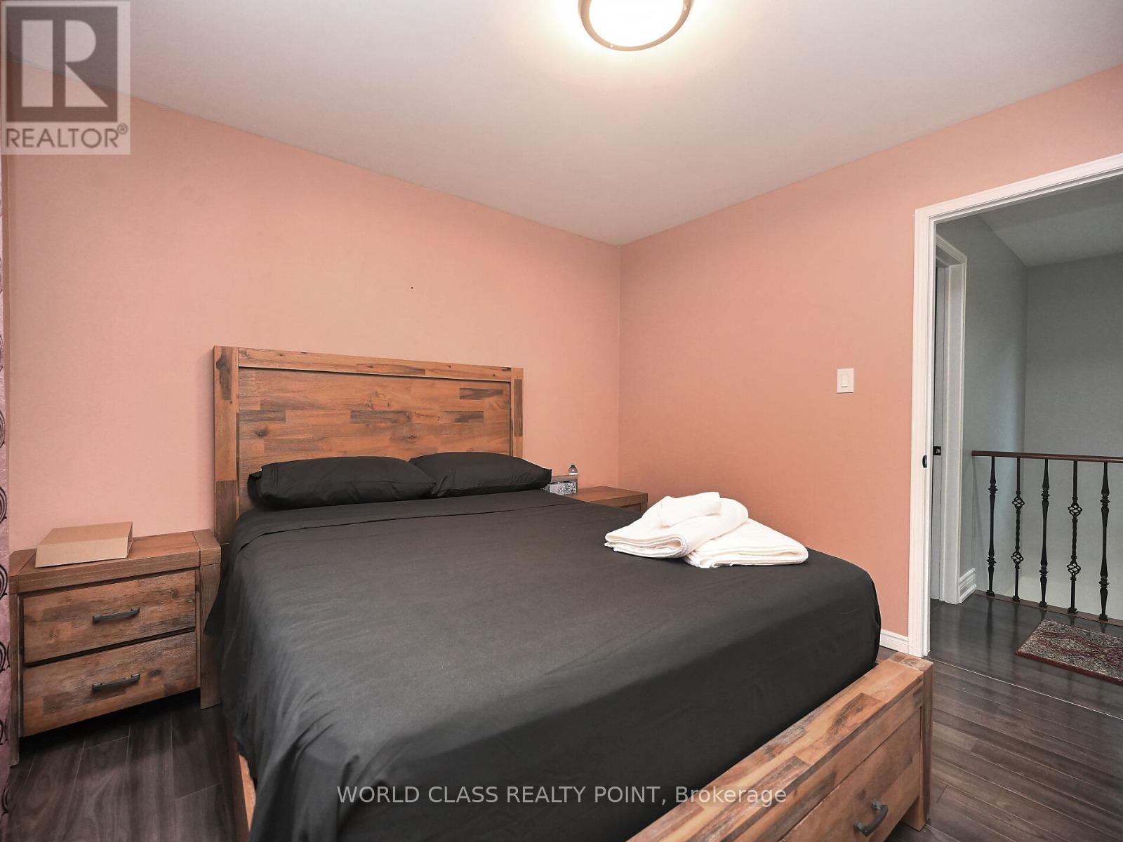 Photo 28 of 6136 Ford Road, Mississauga ON