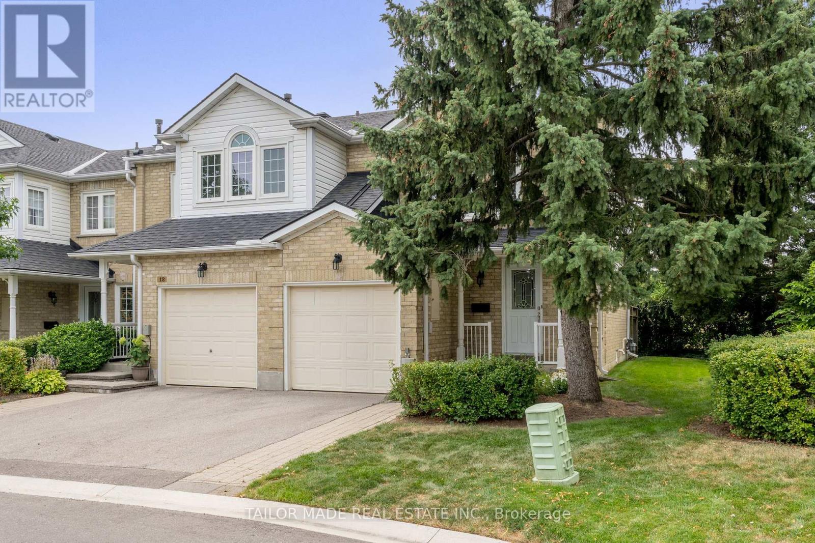 Photo 38 of 10 Heathcliffe Square, Brampton ON