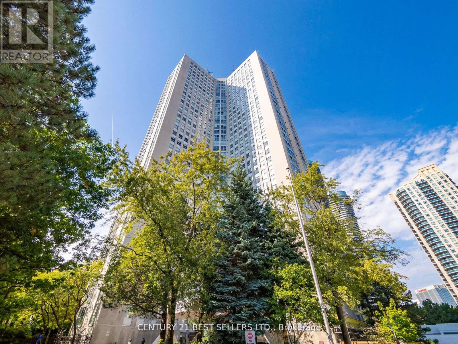 Photo 1 of 601 3650 Kaneff Crescent, Mississauga ON