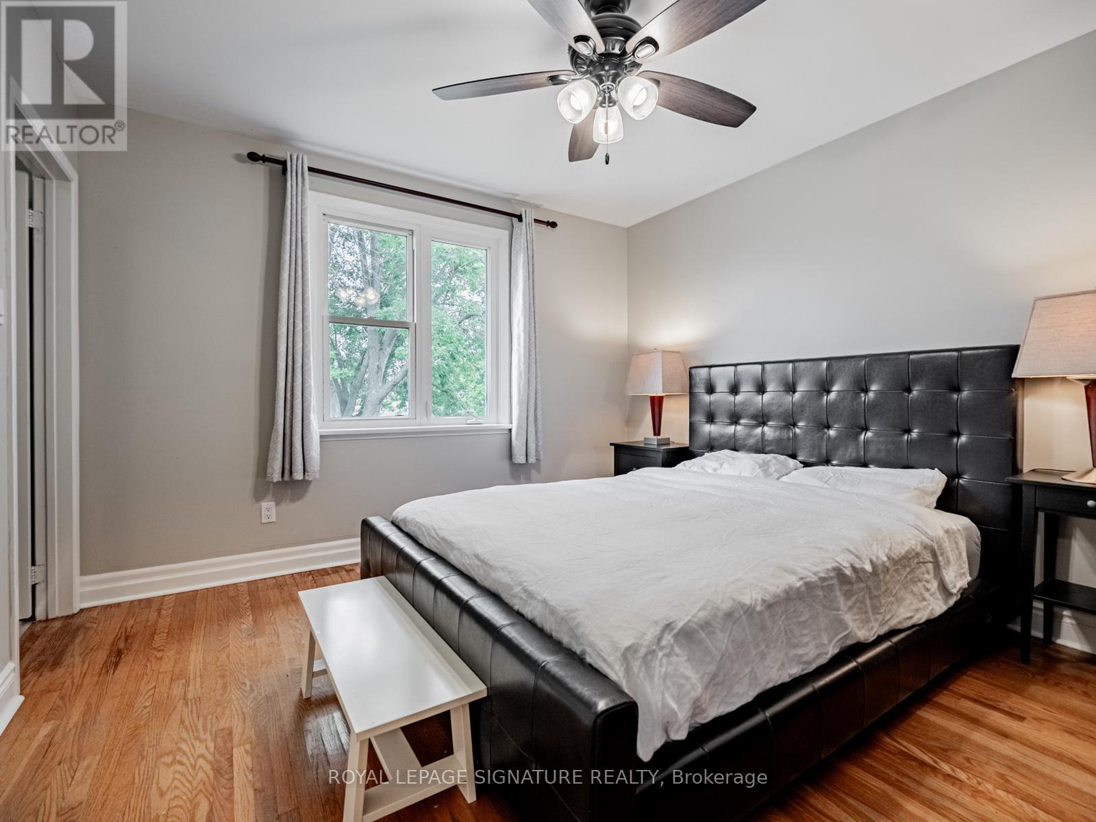 Photo 20 of 1081 Pearson Drive, Oakville ON