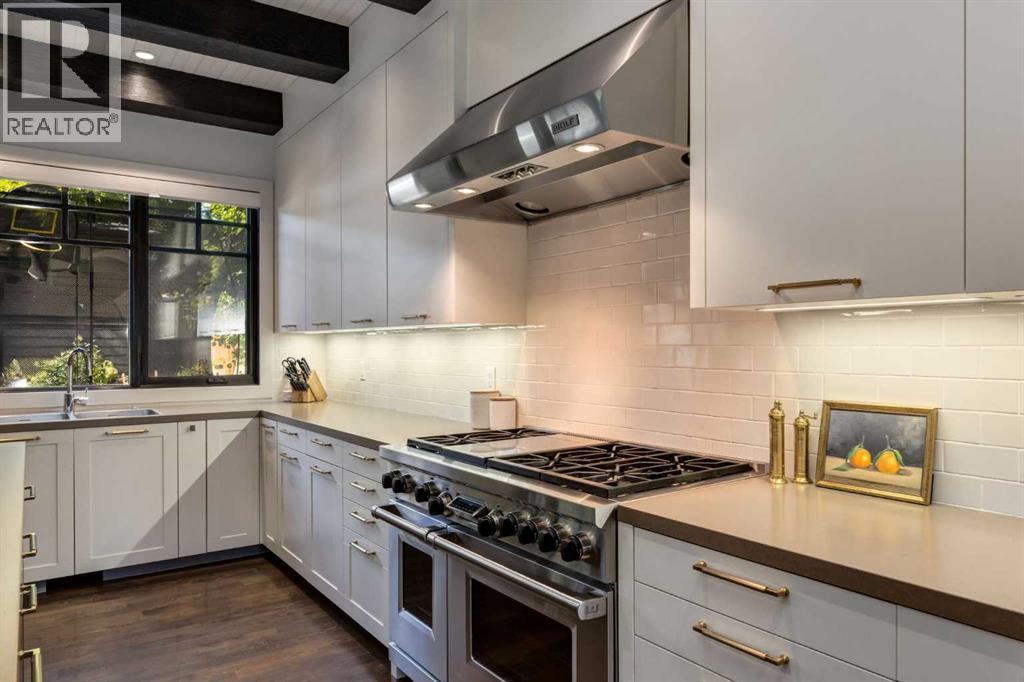 Photo 12 of 4211 17 Street Sw, Calgary AB