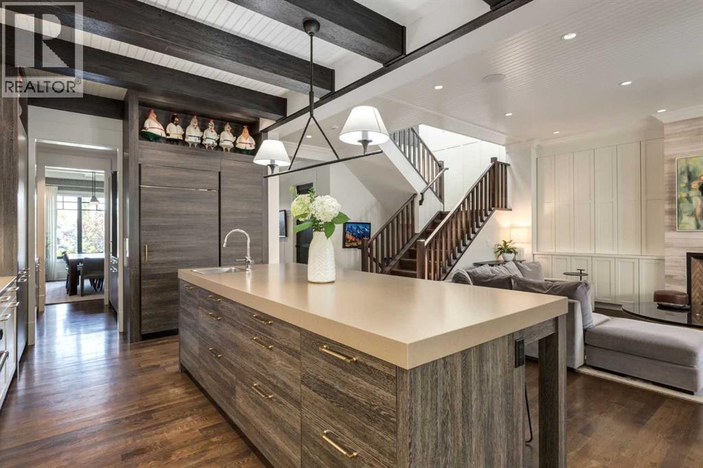 Photo 9 of 4211 17 Street Sw, Calgary AB