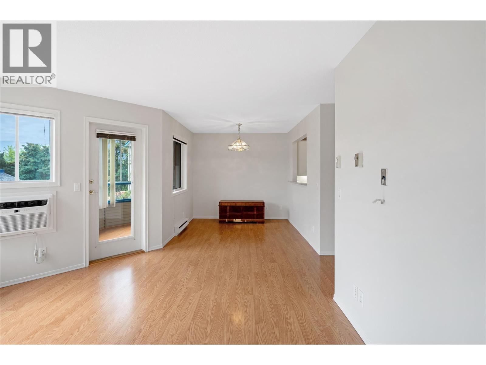 210 3283 Casorso Road, Kelowna