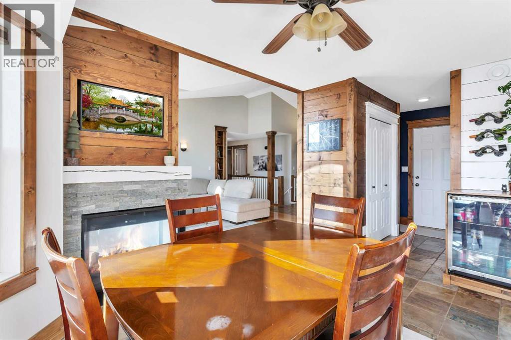 24 Iron Wolf Ridge, Lacombe