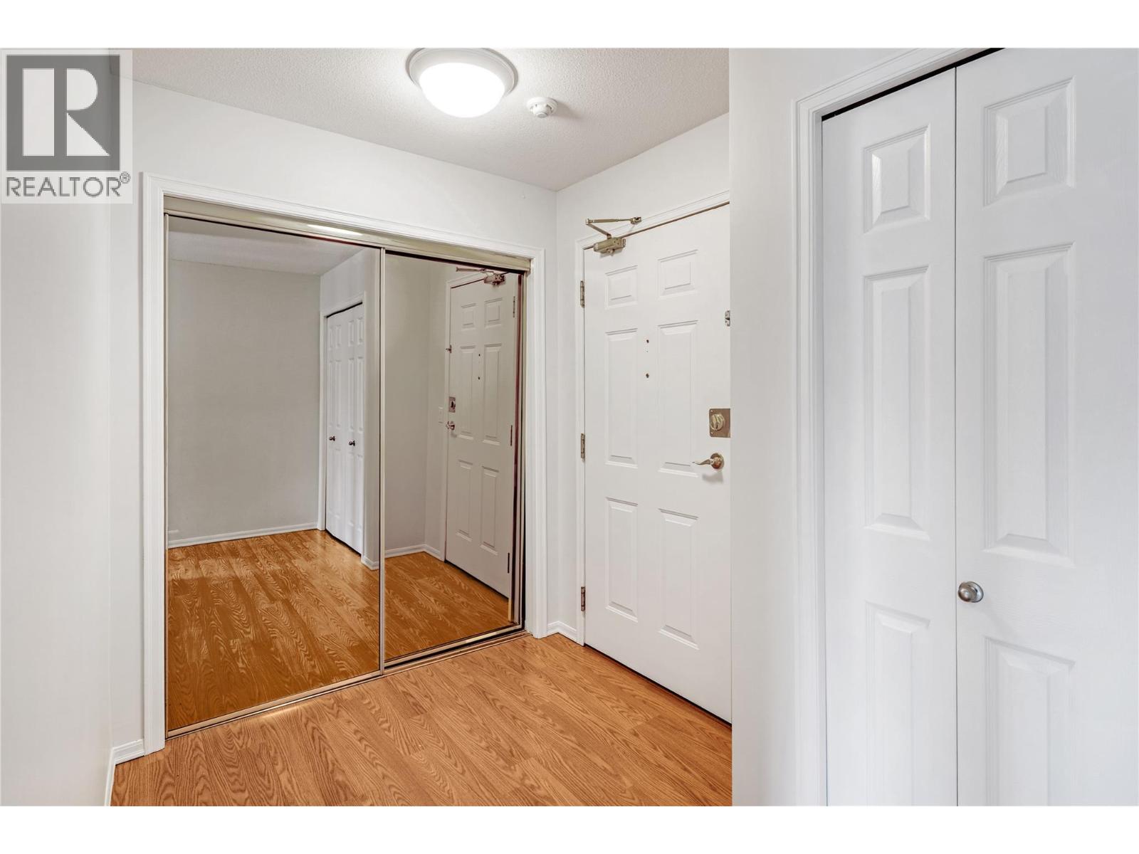 210 3283 Casorso Road, Kelowna