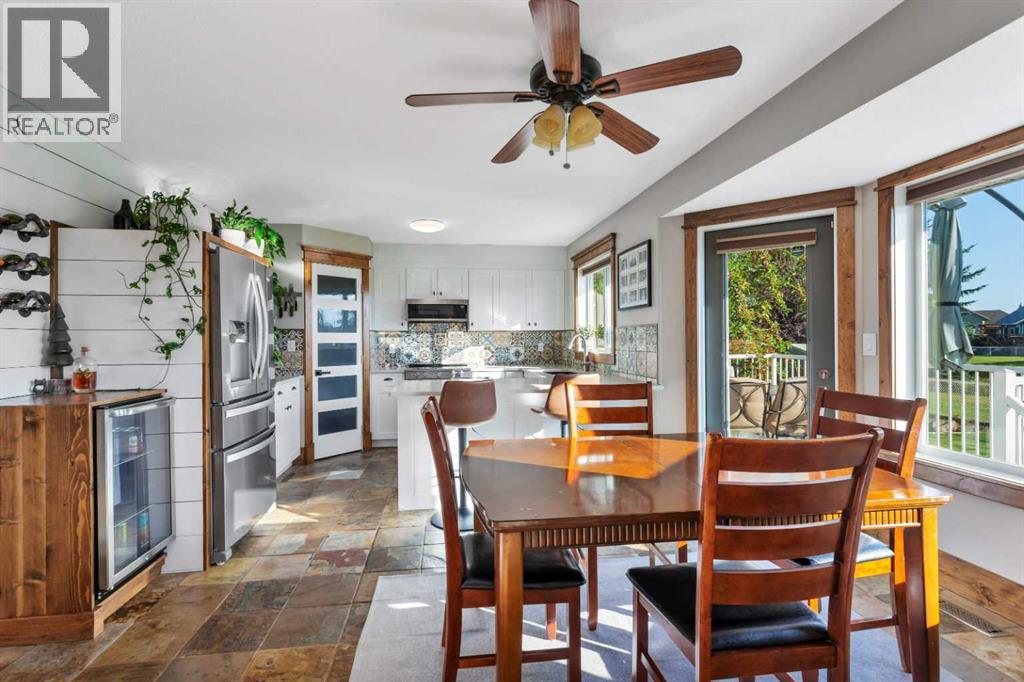 24 Iron Wolf Ridge, Lacombe