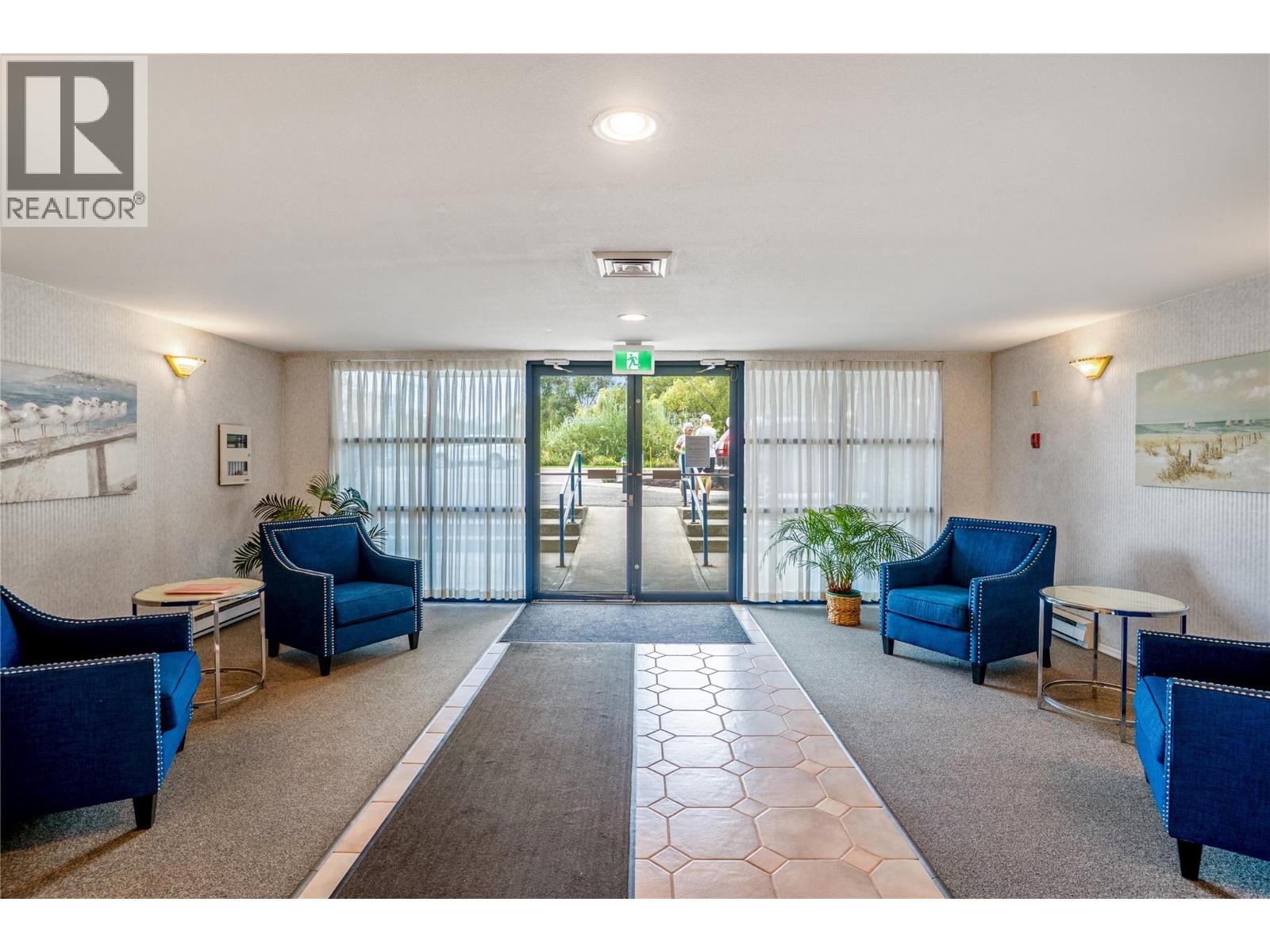 210 3283 Casorso Road, Kelowna