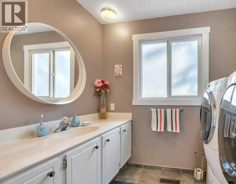 Photo 20 of 3112 107 Avenue Sw, Calgary AB