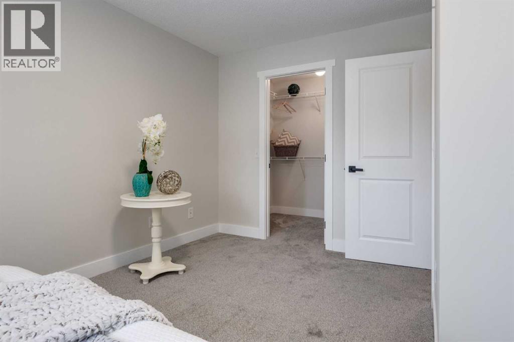 Photo 19 of 16 Millrise Green Sw, Calgary AB