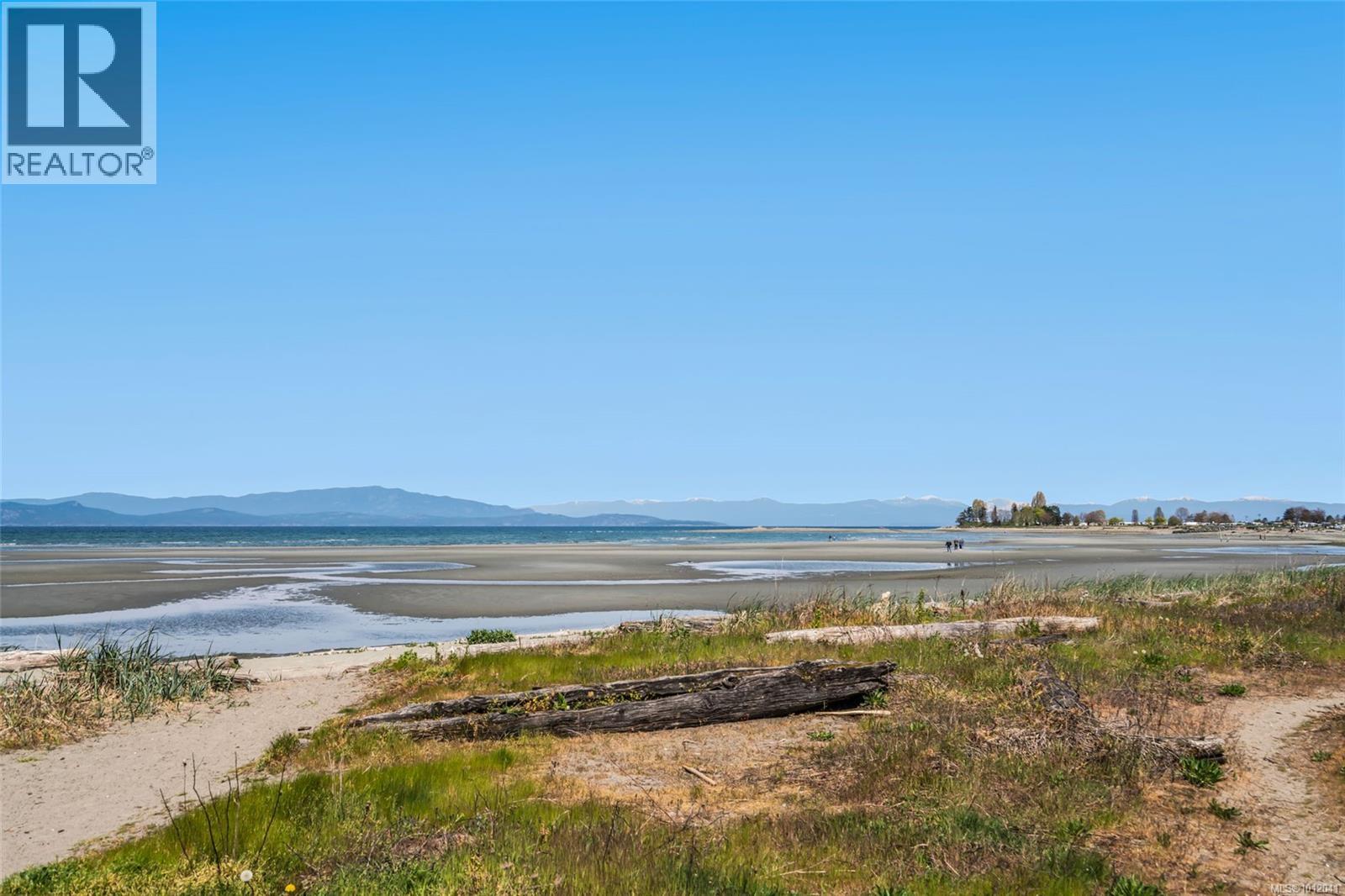 Photo 32 of 604 194 Beachside Dr, Parksville BC