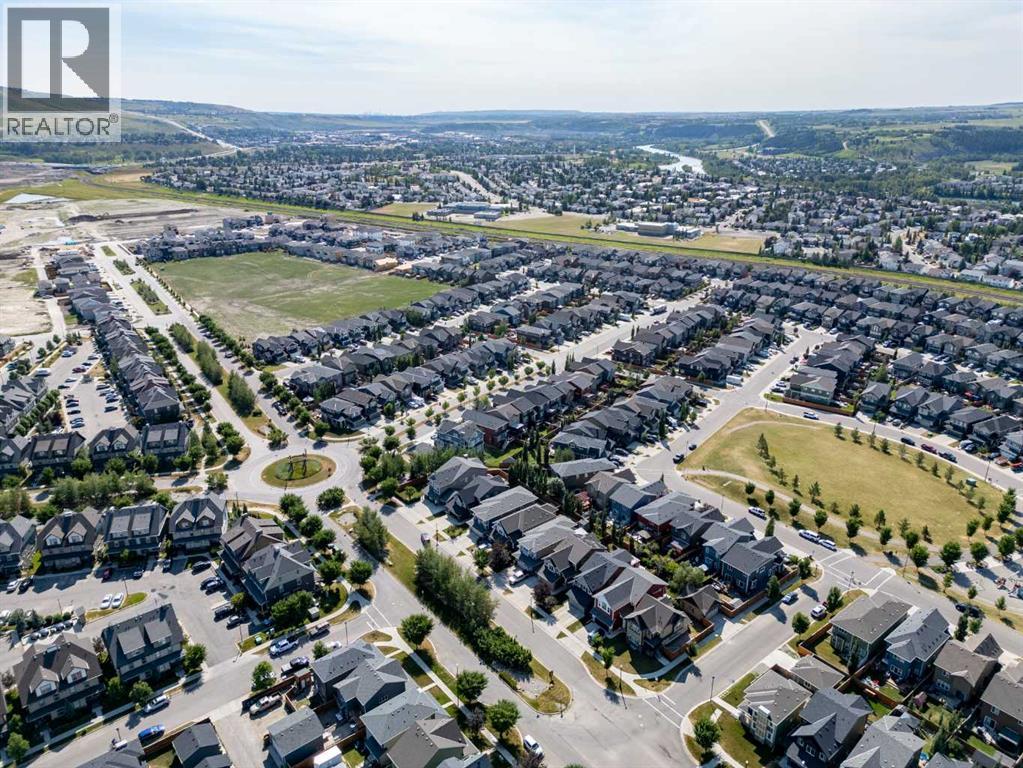 Photo 43 of 403 Clydesdale Avenue, Cochrane AB