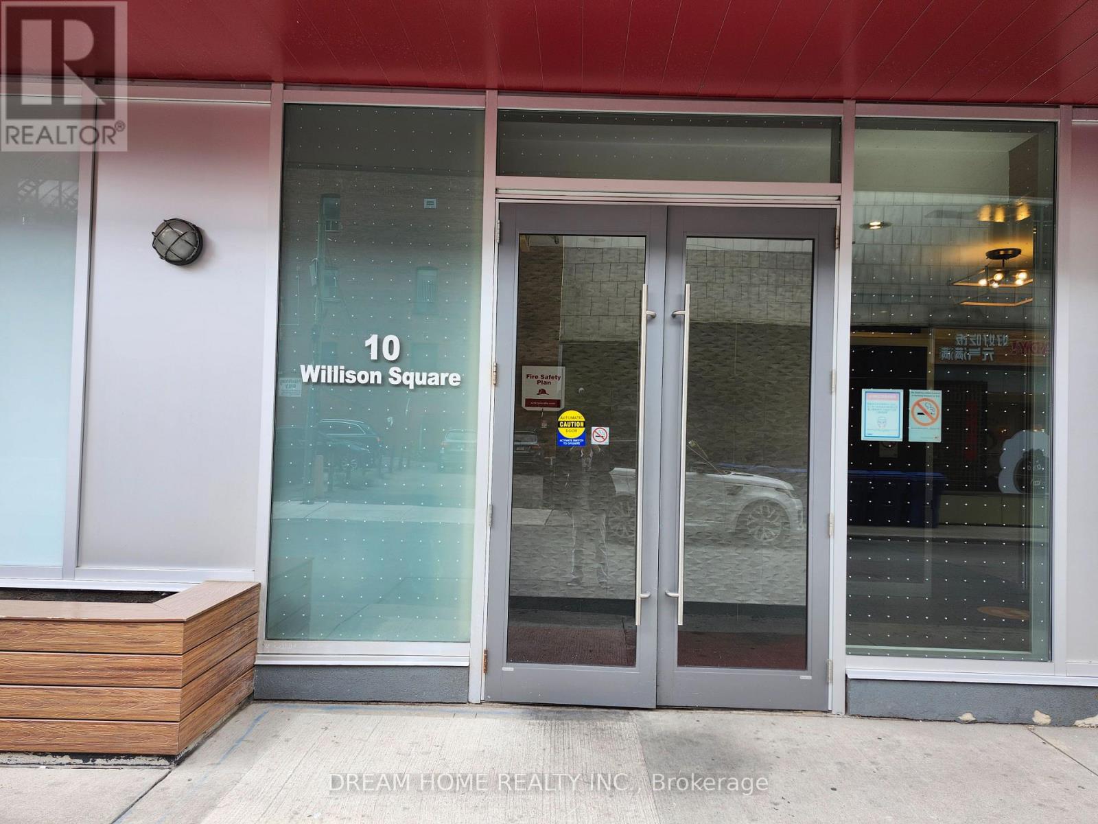 Photo 1 of Ph 06 10 Willison Square, Toronto ON