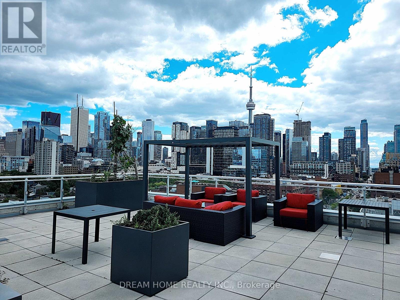 Photo 5 of Ph 06 10 Willison Square, Toronto ON