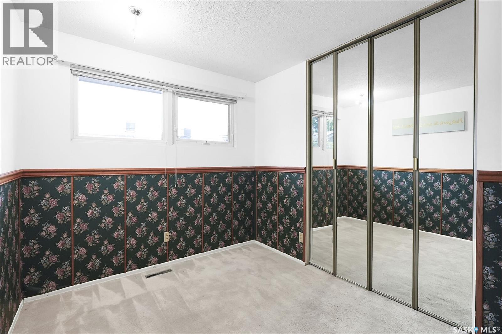 Photo 15 of 40 Richardson Crescent, Regina SK
