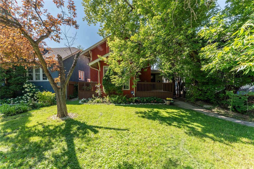 Photo 3 of 289 Waterloo Street, Winnipeg MB