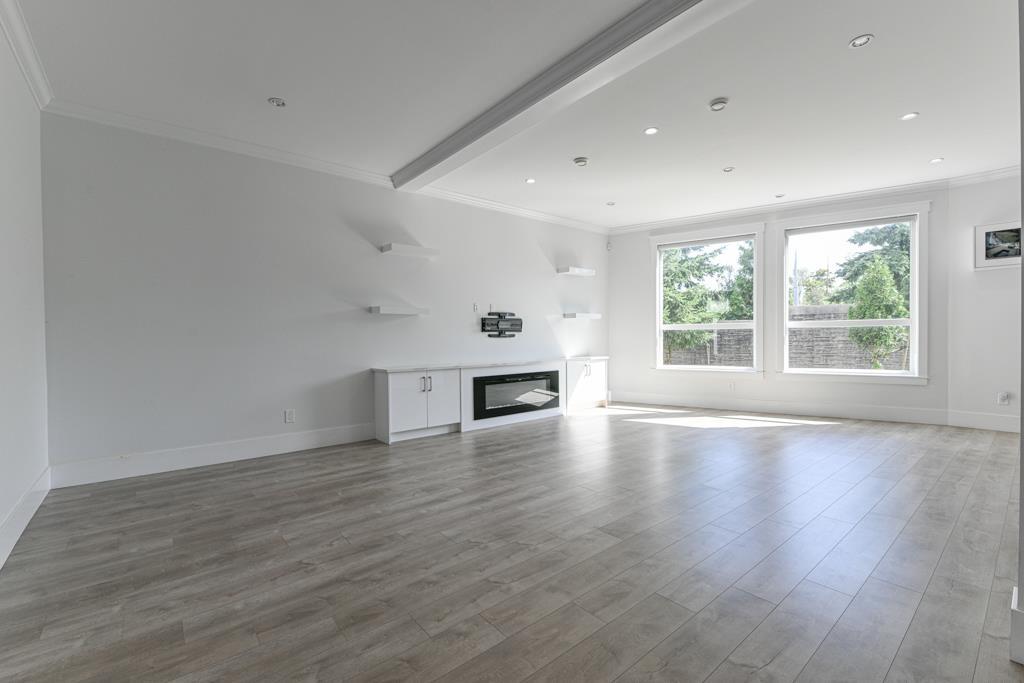 Photo 10 of 9975 173 B Street, Surrey BC