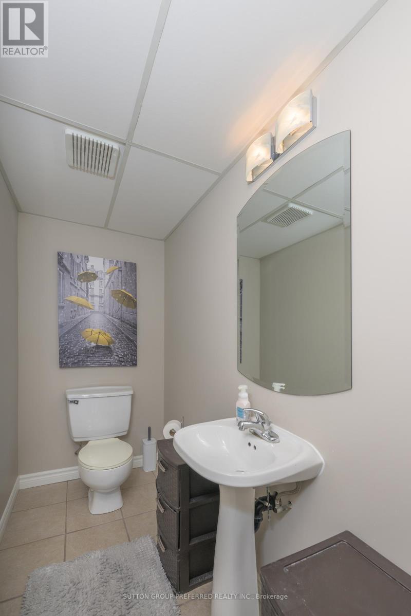 Photo 27 of 609 521 Riverside Drive, London North ON
