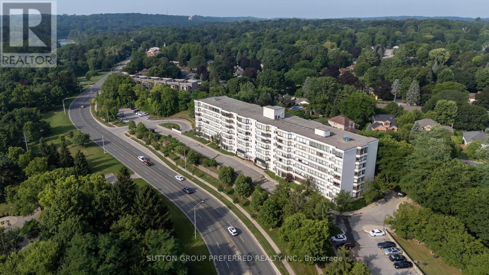 Photo 10 of 609 521 Riverside Drive, London North ON