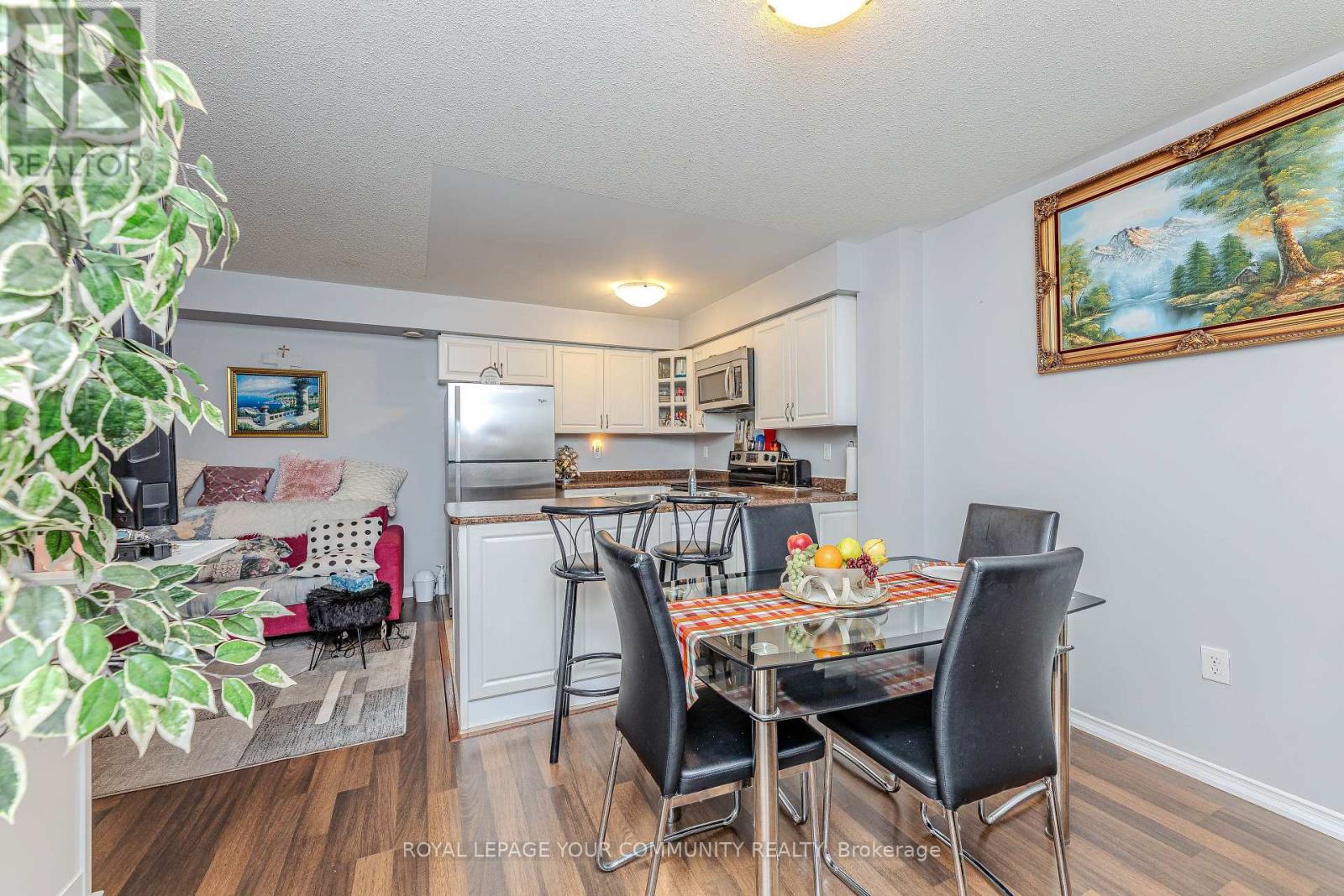 Photo 13 of 2 153 Isaac Devins Boulevard, Toronto ON