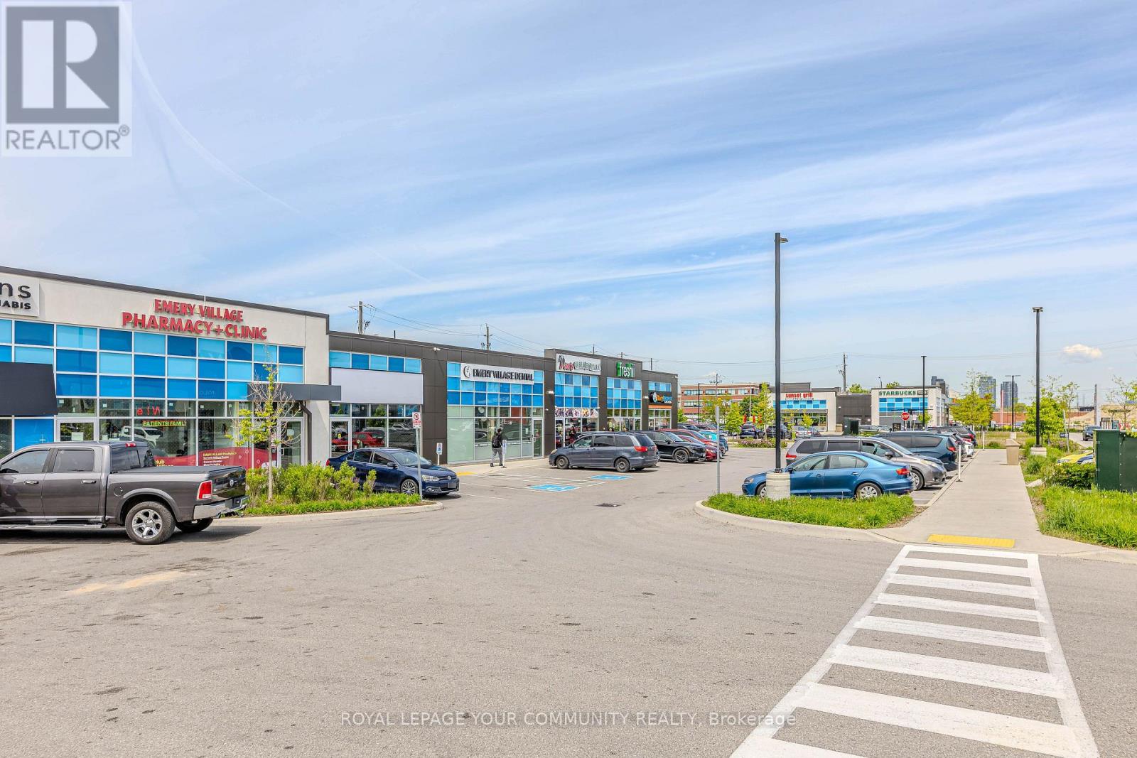 Photo 2 of 2 153 Isaac Devins Boulevard, Toronto ON
