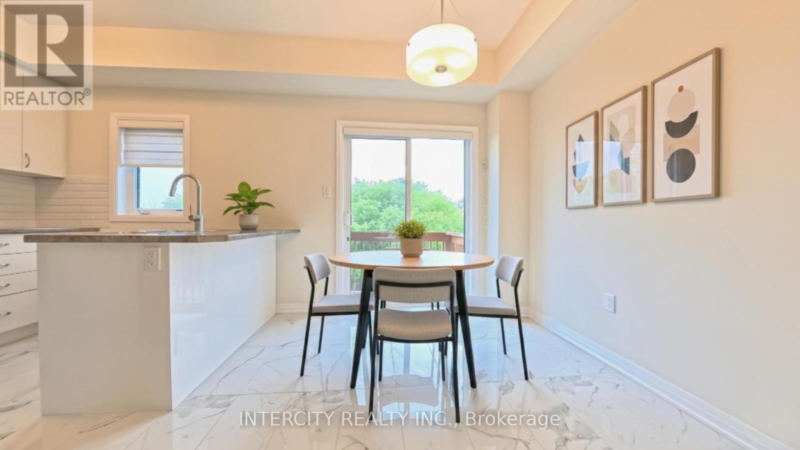 Photo 11 of 76 Fieldridge Crescent, Brampton ON