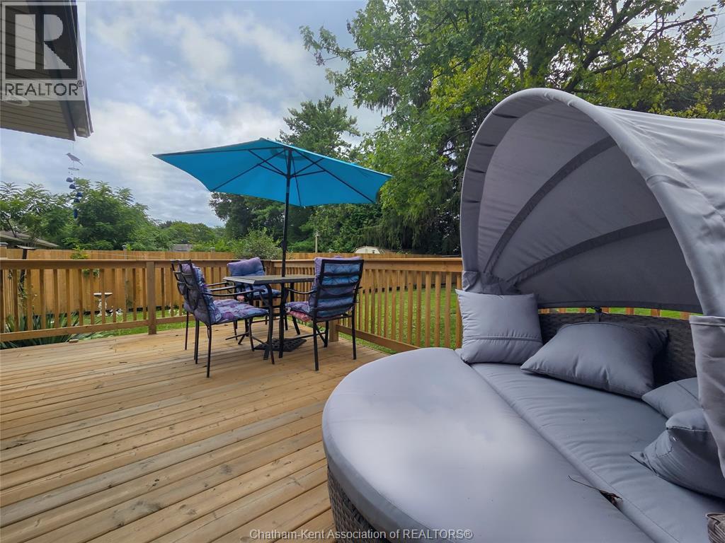 Photo 33 of 26 Burton Avenue, Chatham ON