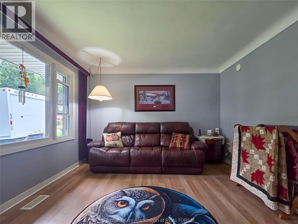 Photo 20 of 26 Burton Avenue, Chatham ON