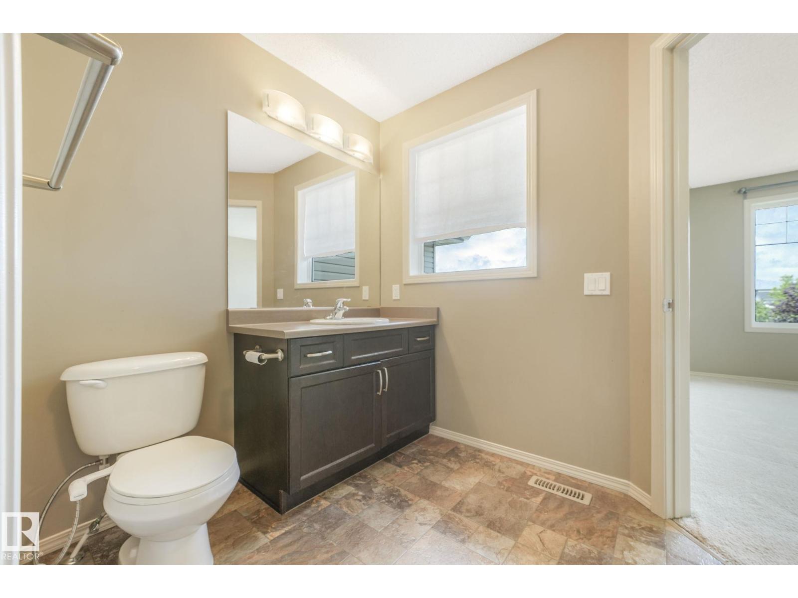 Photo 23 of 7013 Cardinal Wy Sw, Edmonton AB