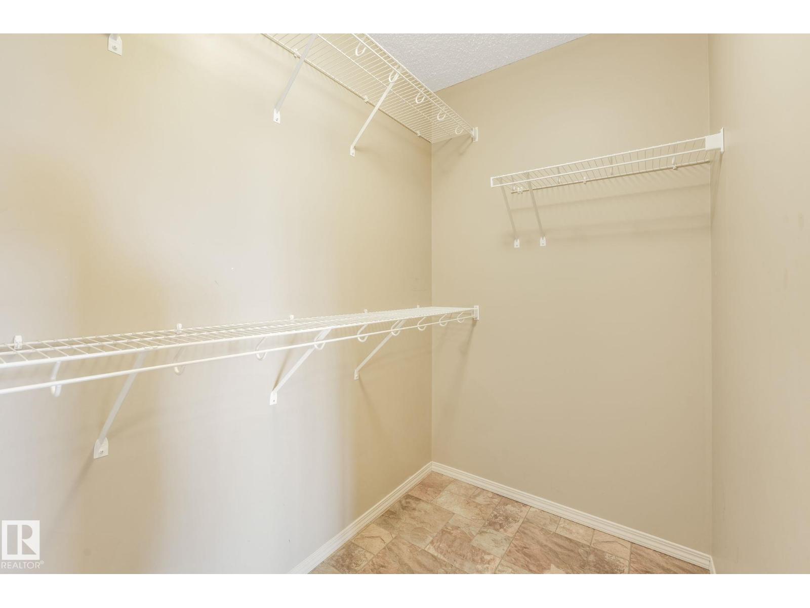 Photo 22 of 7013 Cardinal Wy Sw, Edmonton AB
