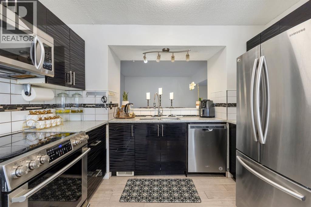 Single Family House 4 Level for Sale in    Street NE Marlborough Calgary 