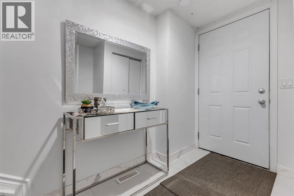 Single Family House 4 Level for Sale in    Street NE Marlborough Calgary 