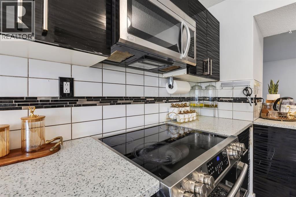 Single Family House 4 Level for Sale in    Street NE Marlborough Calgary 