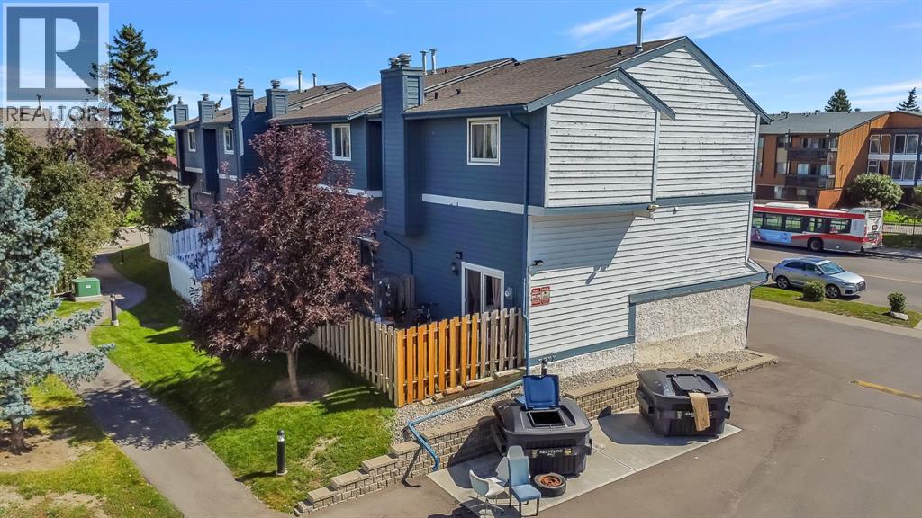 Single Family House 4 Level for Sale in    Street NE Marlborough Calgary 