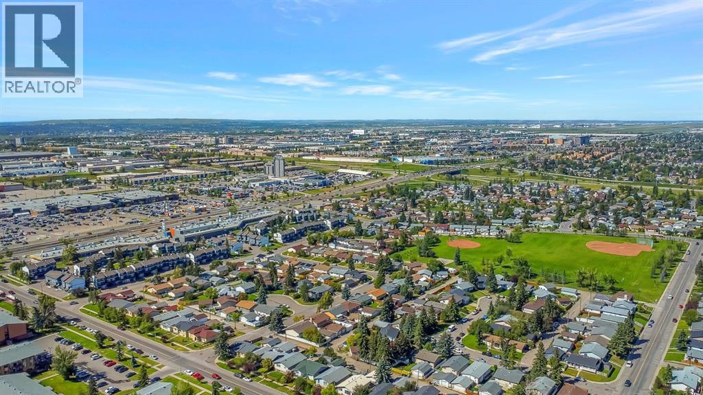 Single Family House 4 Level for Sale in    Street NE Marlborough Calgary 