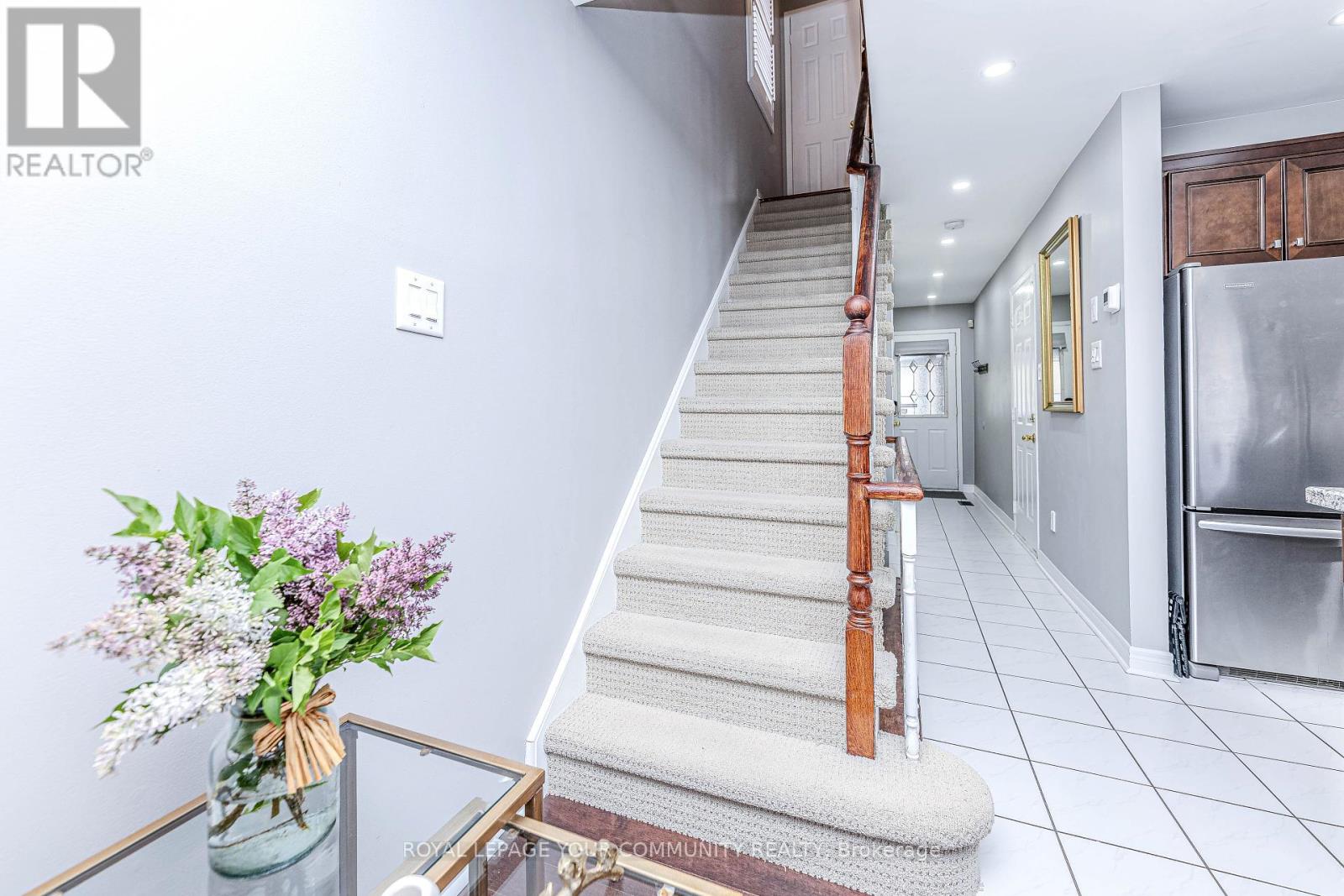 Photo 23 of 78 Tania Crescent, Vaughan ON