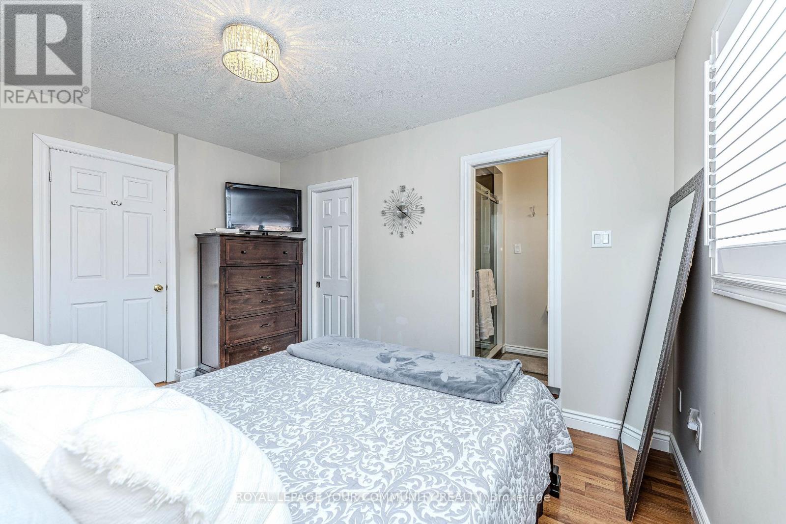 Photo 29 of 78 Tania Crescent, Vaughan ON